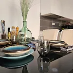 Apartment Sweet *