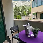 Sweet Makarska
